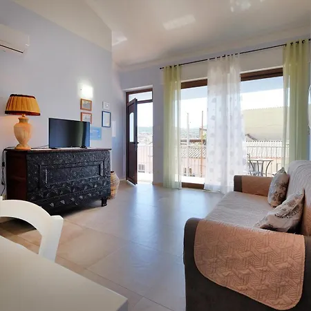 Casa Azzurra - Blue House تويلادا