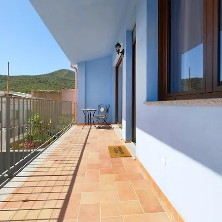 Casa Azzurra - Blue House تويلادا